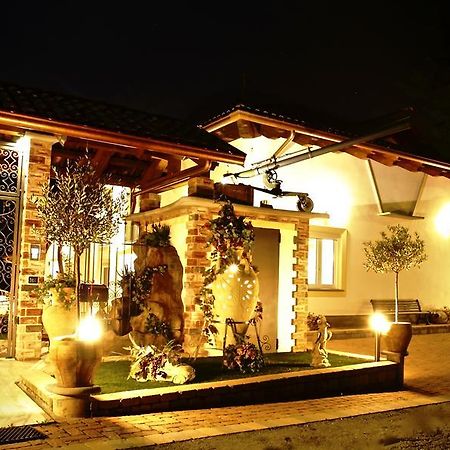 Wellness Suite Na' Canuna' Roddi Buitenkant foto