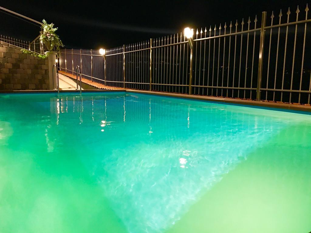 Wellness Suite Na' Canuna' Roddi Buitenkant foto