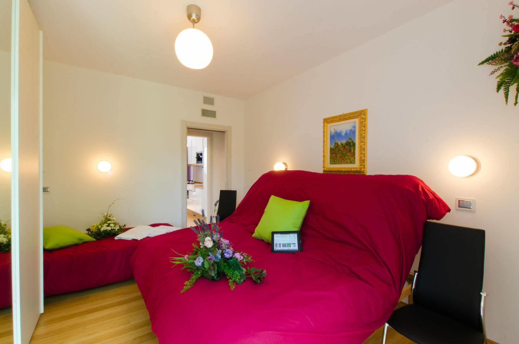 Wellness Suite Na' Canuna' Roddi Buitenkant foto