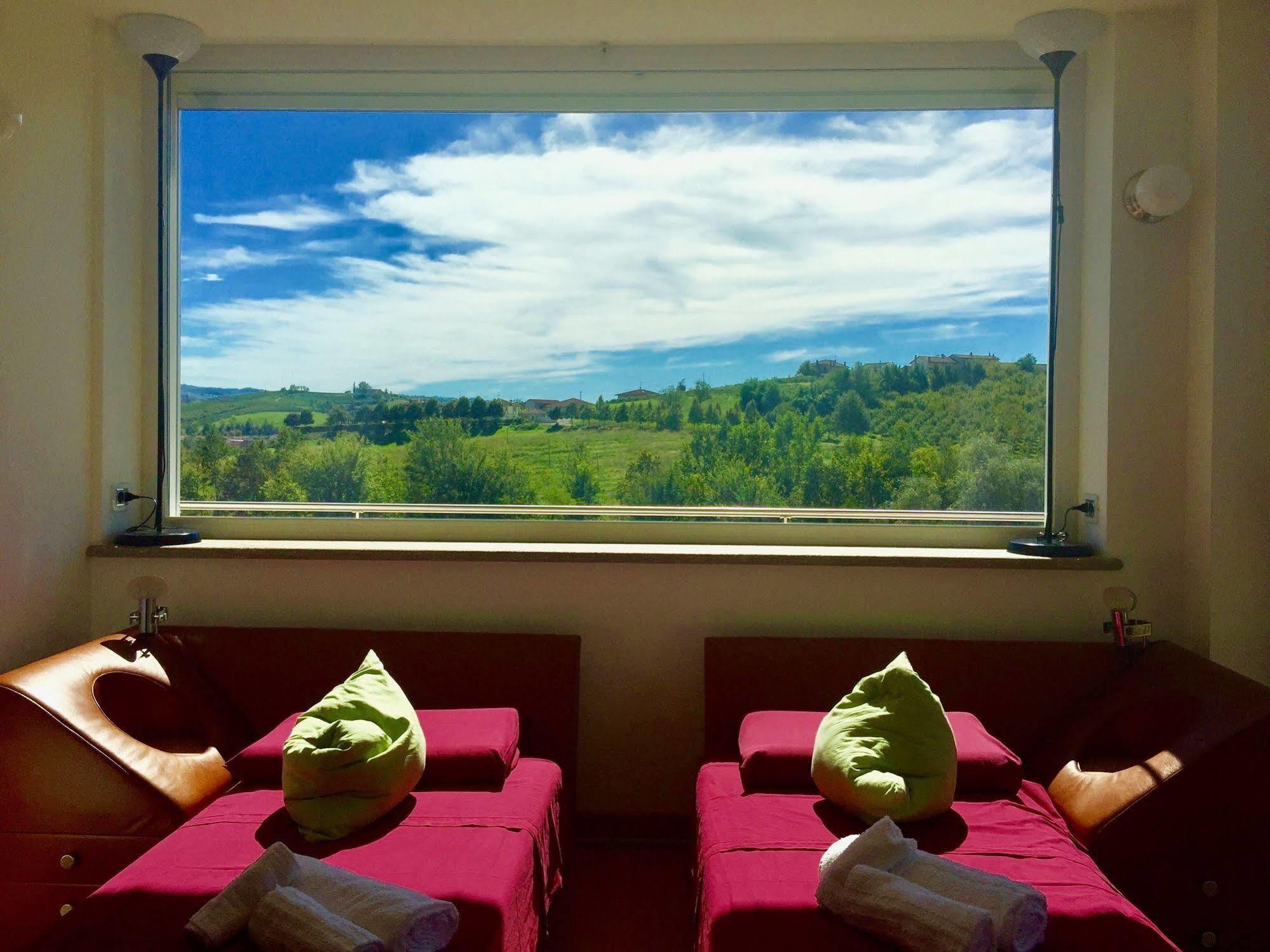 Wellness Suite Na' Canuna' Roddi Buitenkant foto